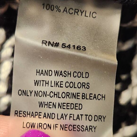 Calvin Klein turtle neck sweaterblack white knit design size 1x - Picture 8 of 8